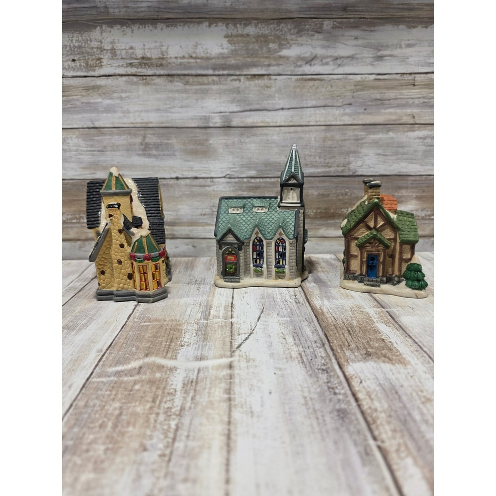 Cobblestone Corners 2002 Christmas Village Set Music Shop Church Grocery 3pc - Picture 5 of 10